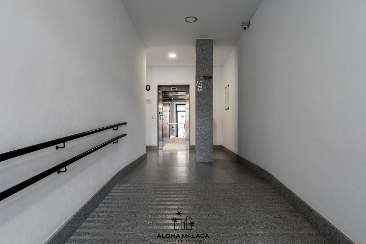 Luxury Duplex With Pool And Padel Court In Town Apartment Malaga Luaran gambar
